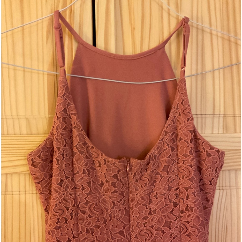 ❌ NEW ❌ LULUS LACE DRESS ~ ROSE COLOR - Picture 3 of 7